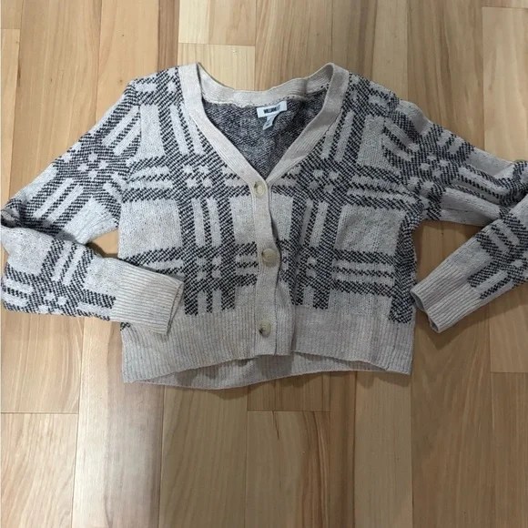 NWOT William Rast Cream and grey plaid cropped cardigan sweater, size large - Picture 4 of 4